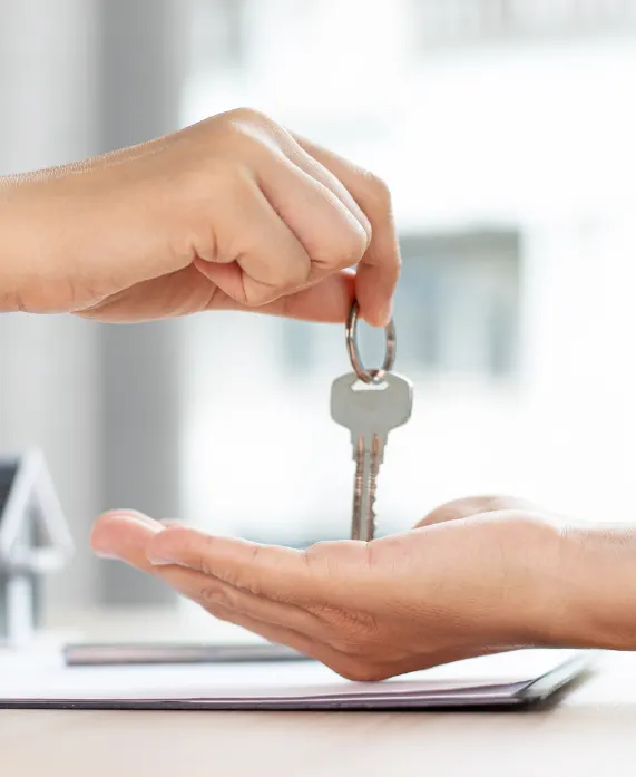 Profesionalna popravka i zamena cilindara, brava, kvaka i cilindara. Deblokada brava u Beogradu. Hitne intervencije. Kontaktirajte nas odmah!