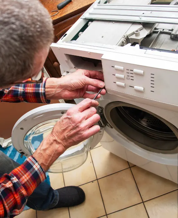 Vaša uredjaji pokazuju znakove kvara? Nema problema tu je radionica Dutiba! Naš tim je tu da pomogne. Povoljne cene!